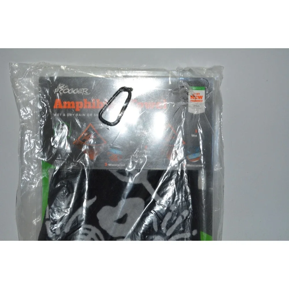 Amphibian 2‑in‑1 Golf Towel Wet/Dry Navy SEALs Premium – New – Never Used
